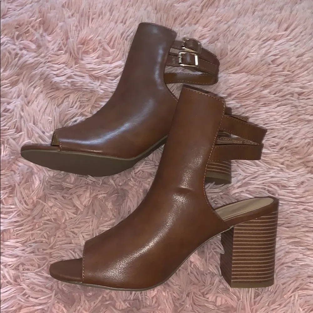Bamboo brown Peep Toe sling back bootie 9-9.5 - Picture 1 of 6